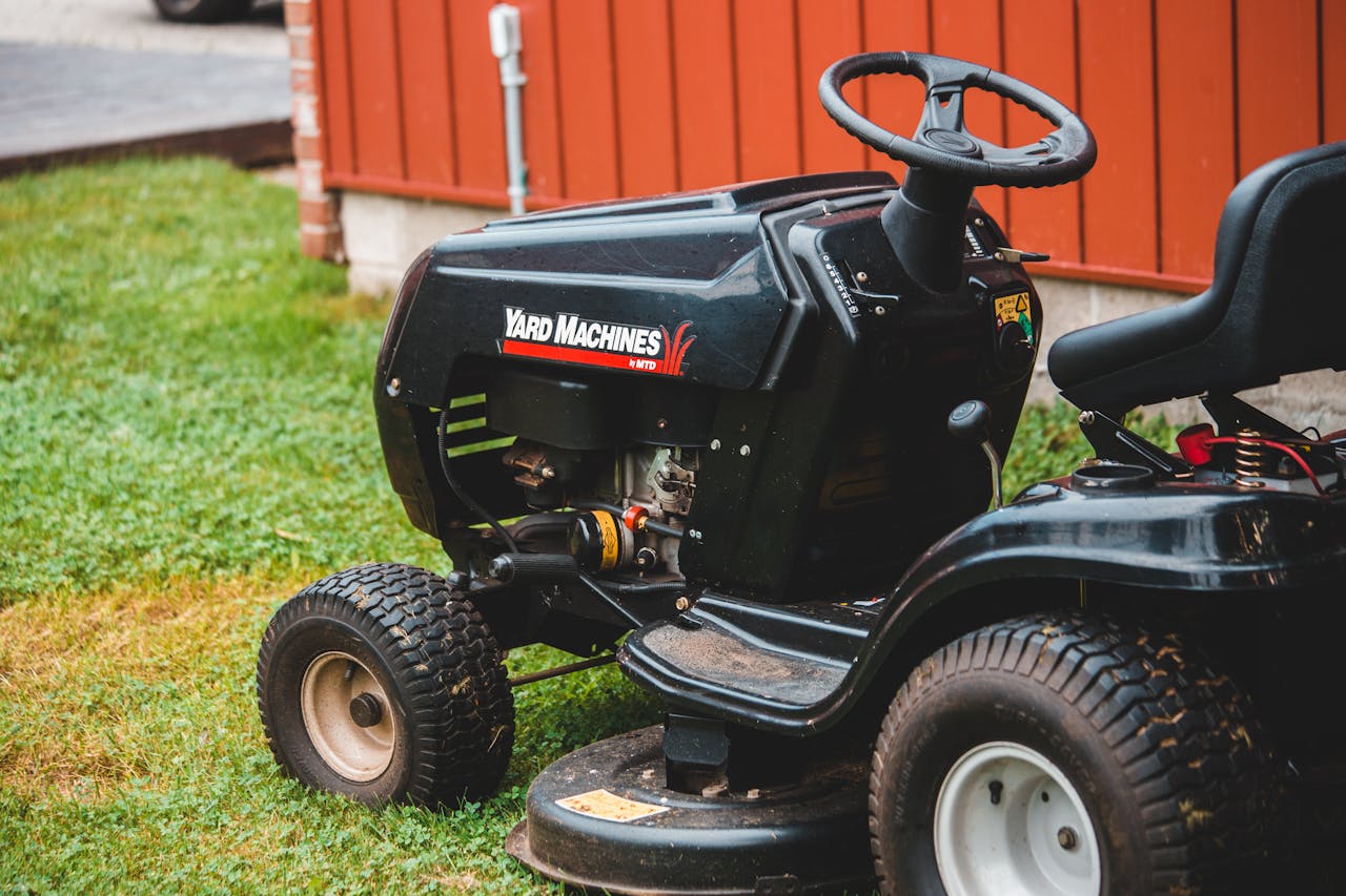 Comprehensive Guide to Riding Mowers